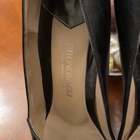 Bruno Magli black leather Authentic vintage heels 39M - Picture 2 of 14